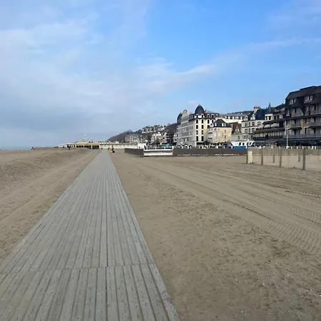 Ferienwohnung Coup De Coeur Trouville-sur-Mer Exterior foto